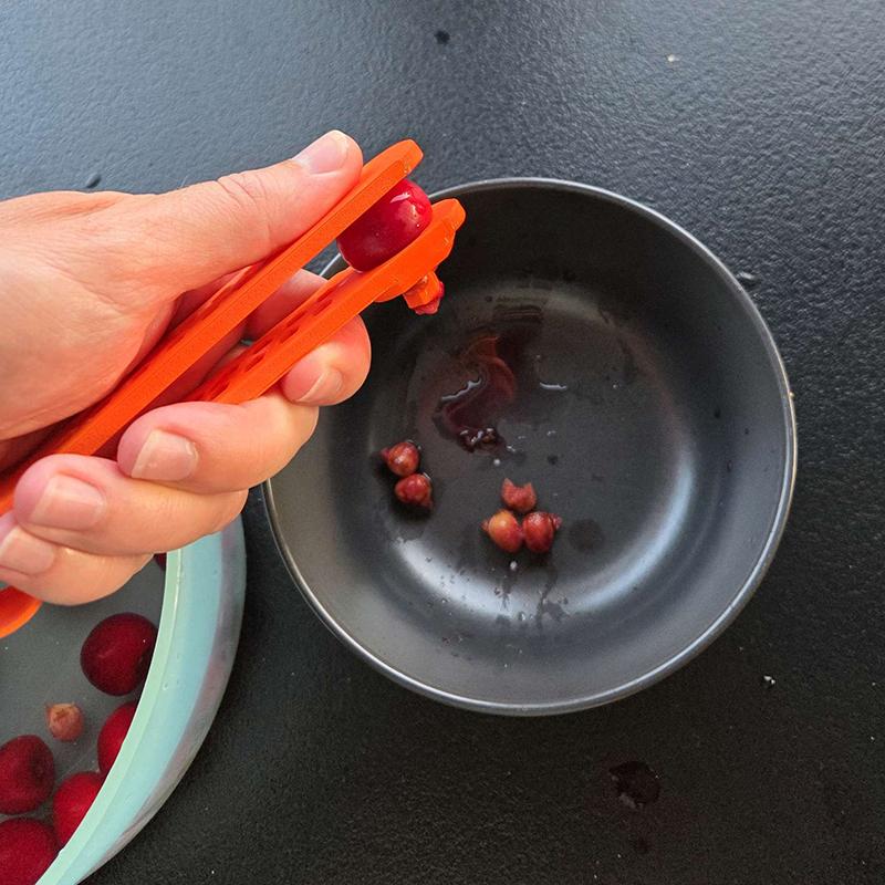 أداة إزالة نوى الكرز ثلاثية ال - مراجعة Kitchen Gadgets To 3D Print وسعره