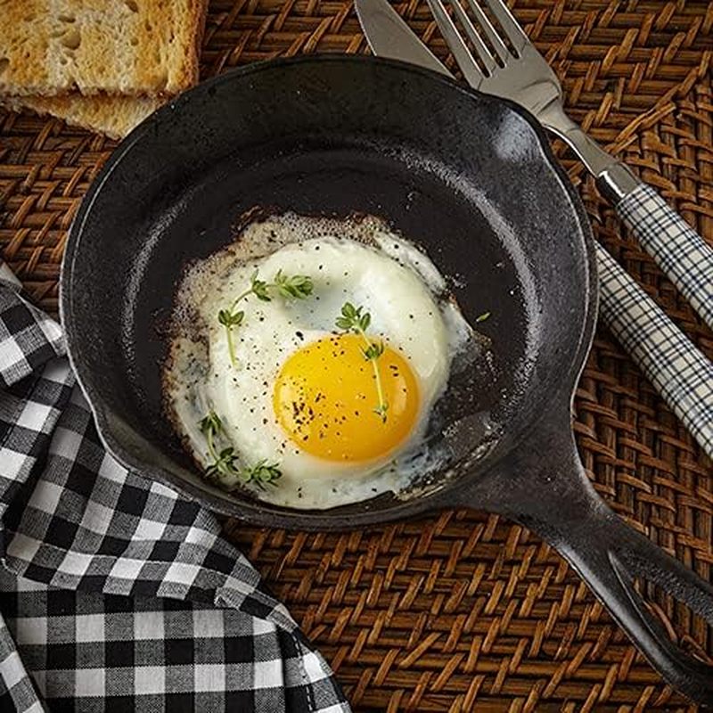 مقلاة من الحديد الزهر مقاس 6 ب - مراجعة Cast Iron Skillet وسعره